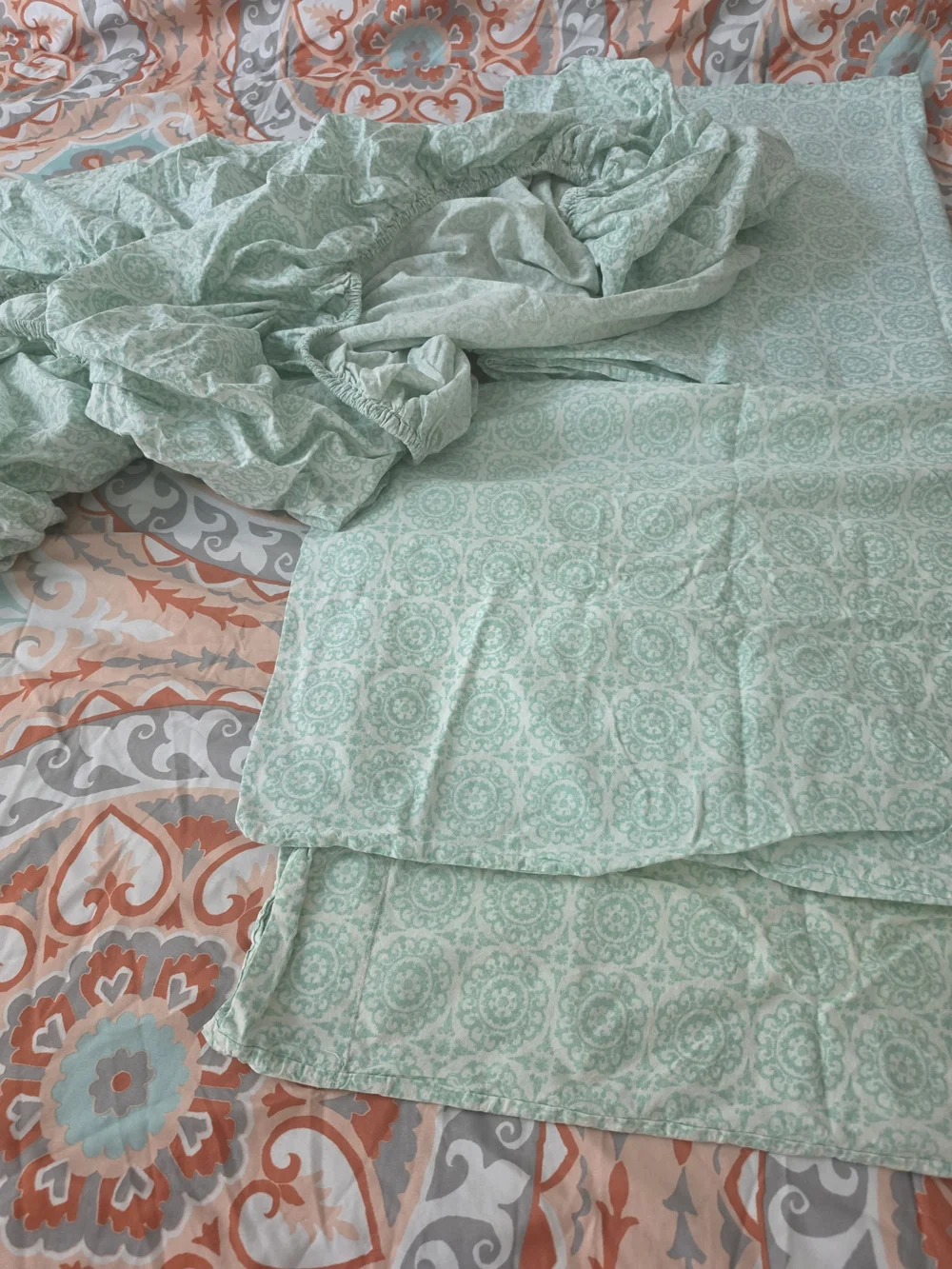 Madison Park Essentials Brighton Comforter Set, Sz Full, 7 piece set